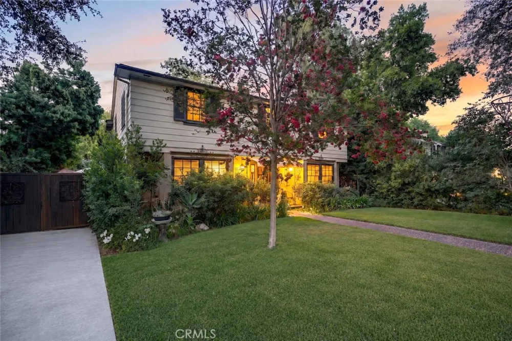 2136 S El Molino San Marino, CA 91108