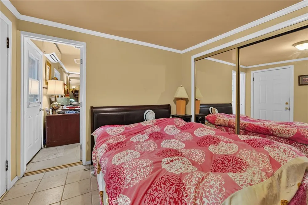 2136 S El Molino San Marino, CA 91108