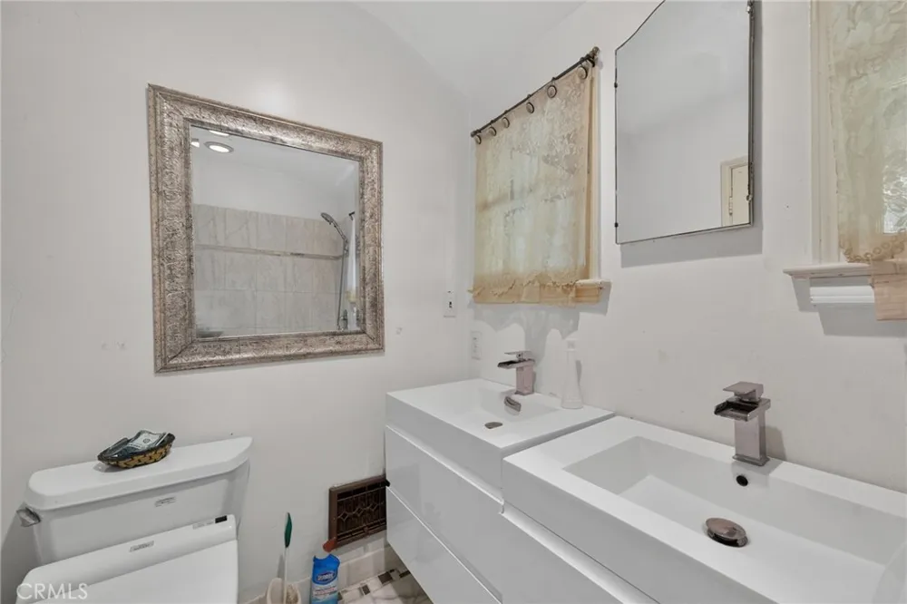 2136 S El Molino San Marino, CA 91108