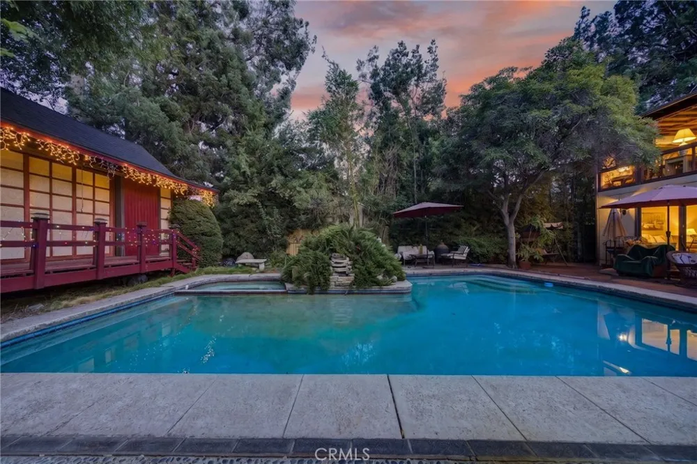 2136 S El Molino San Marino, CA 91108