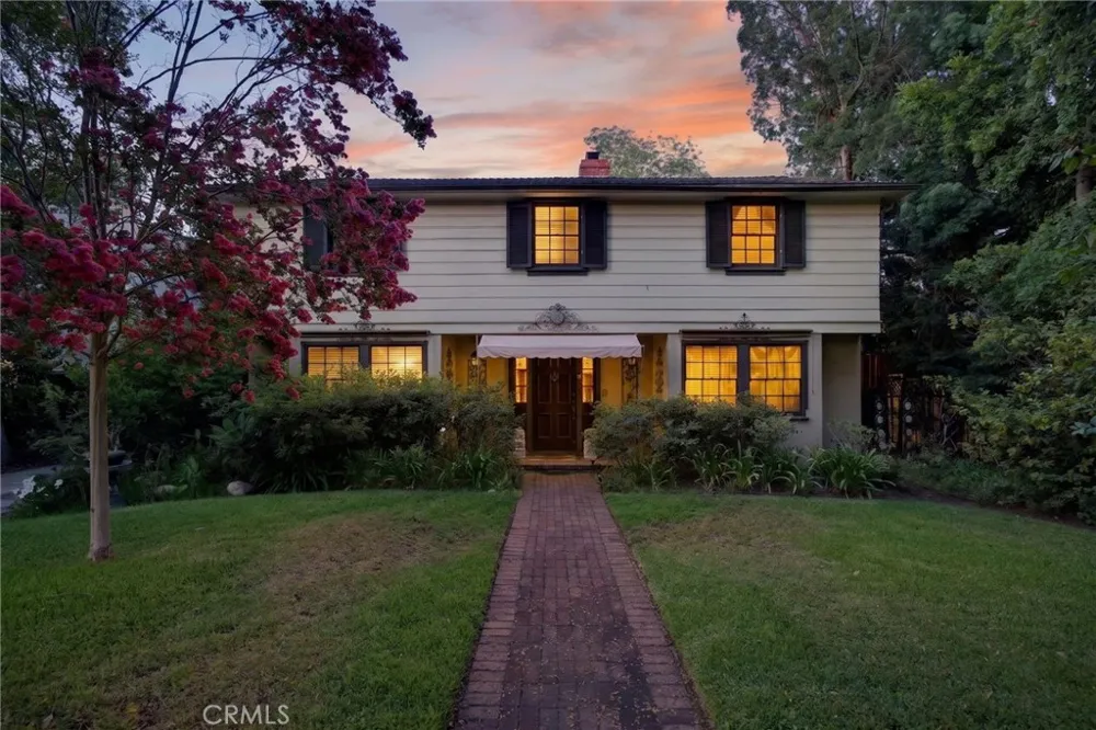2136 S El Molino San Marino, CA 91108