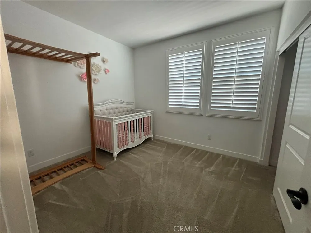 1422 Harbor Santa Ana, CA 92703