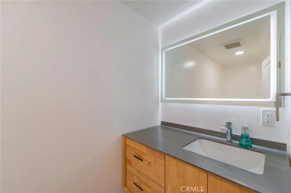 27106 Mesaba Rancho Palos Verdes, CA 90275