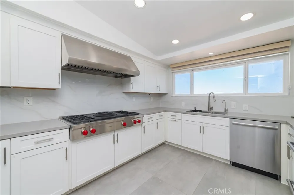 27106 Mesaba Rancho Palos Verdes, CA 90275