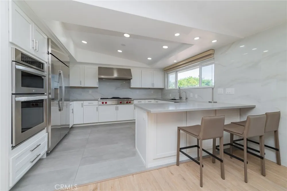 27106 Mesaba Rancho Palos Verdes, CA 90275