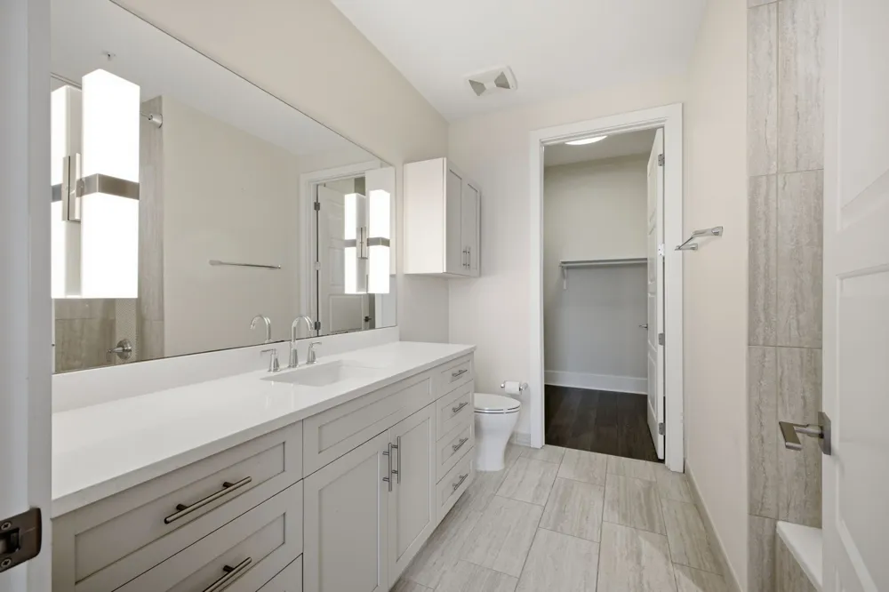 20 Rutledge St #411 Nashville, TN 37210