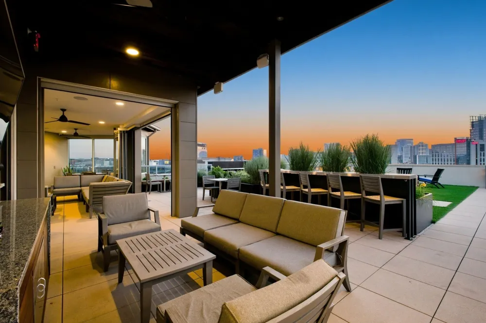20 Rutledge St #411 Nashville, TN 37210