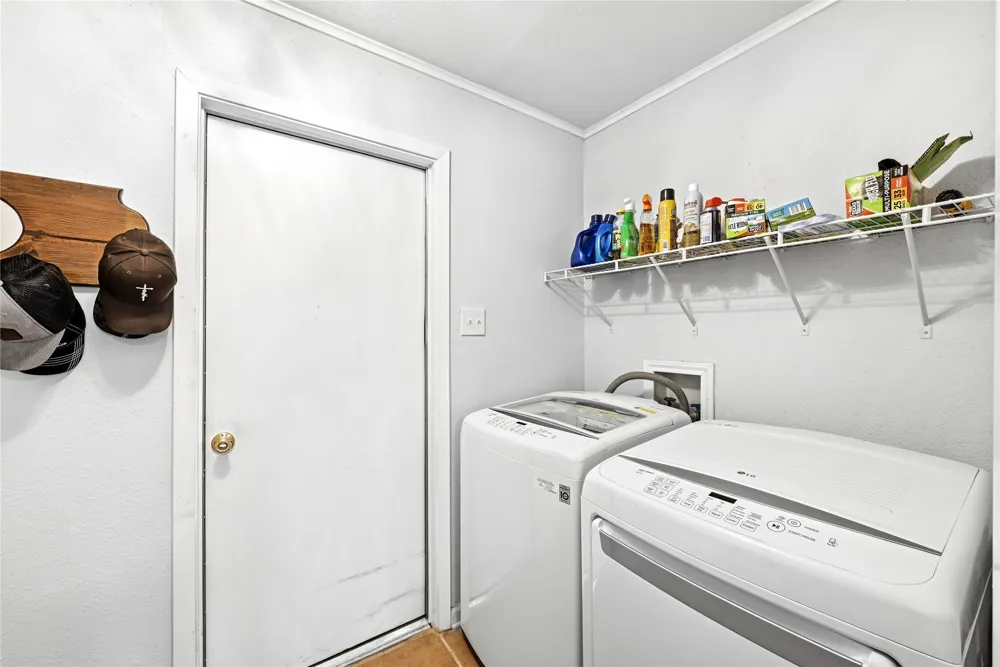 311 Salt Lake Road Luling, TX 78648