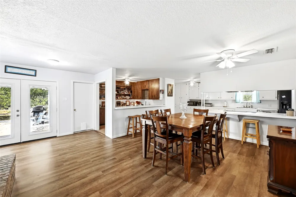 311 Salt Lake Road Luling, TX 78648