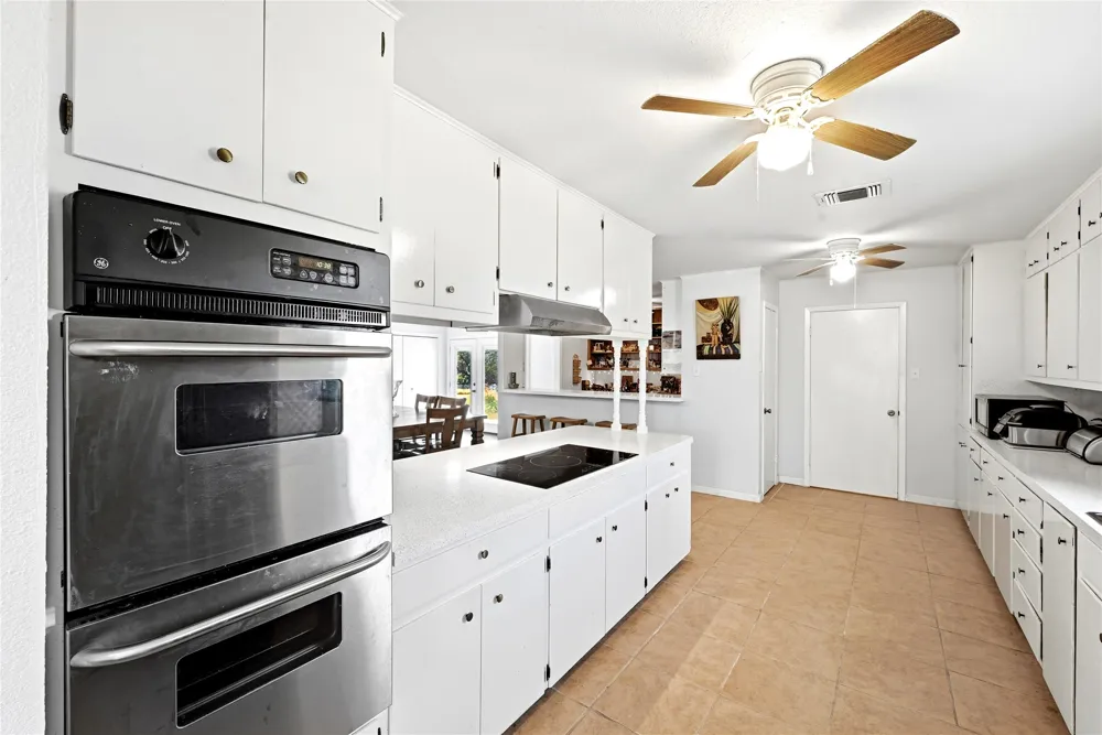 311 Salt Lake Road Luling, TX 78648