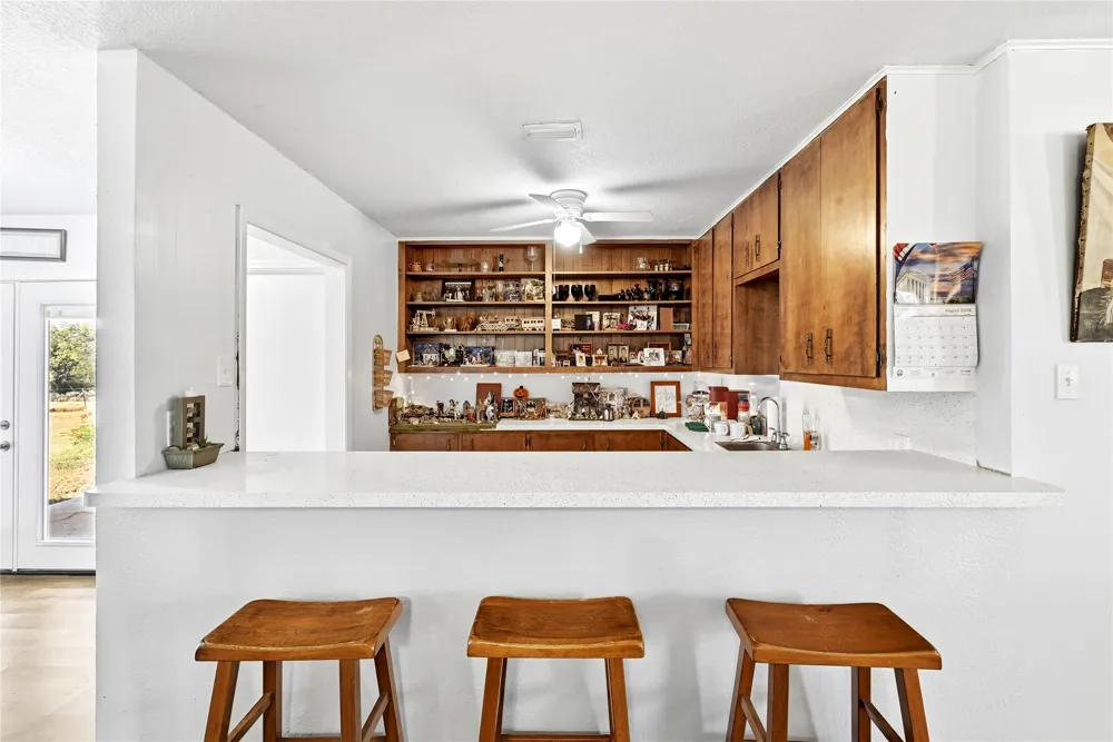 311 Salt Lake Road Luling, TX 78648