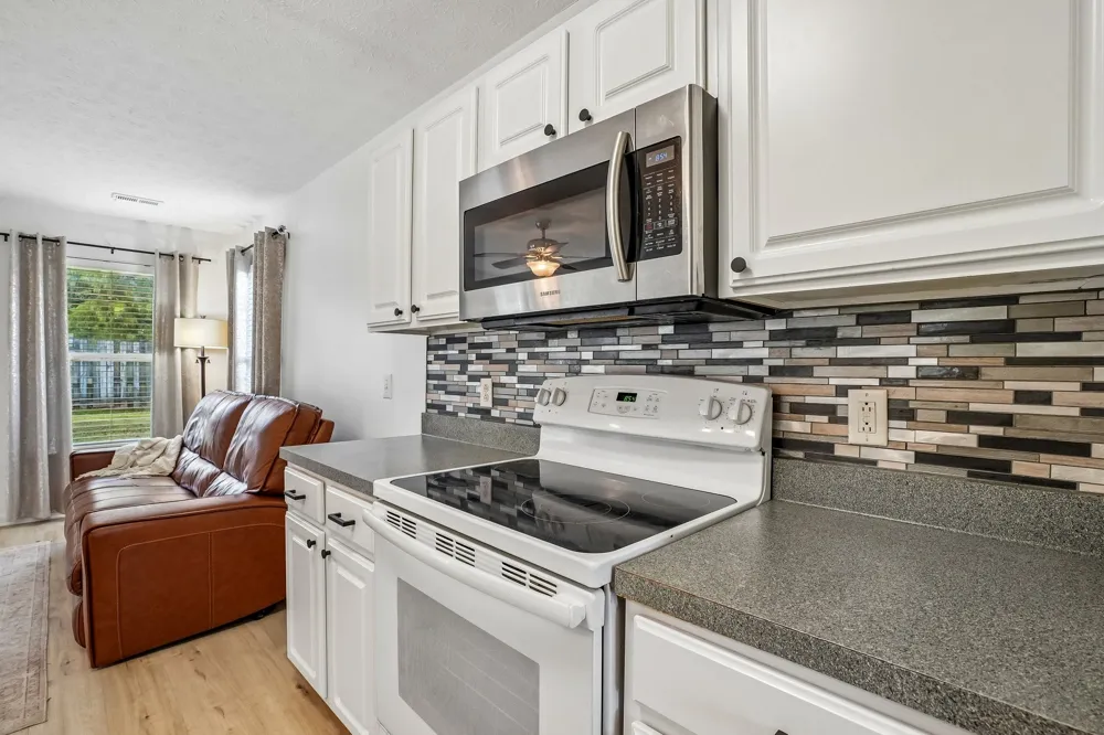 7141 Commonwealth Cir Nashville, TN 37221
