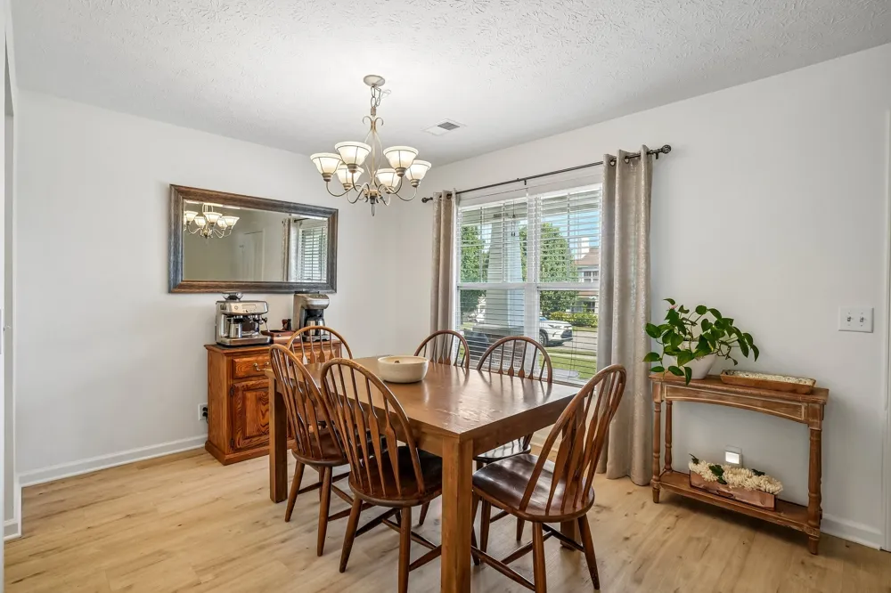 7141 Commonwealth Cir Nashville, TN 37221