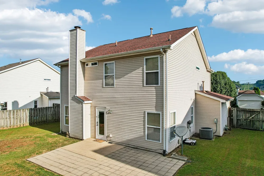 7141 Commonwealth Cir Nashville, TN 37221