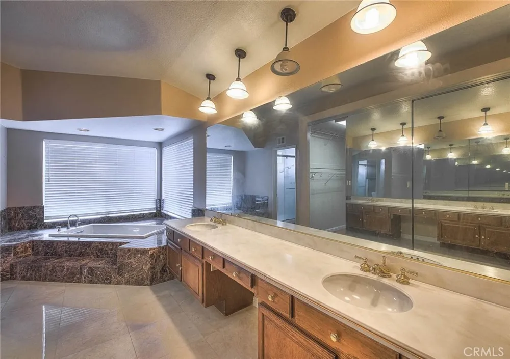 20739 E Walnut Canyon Walnut, CA 91789