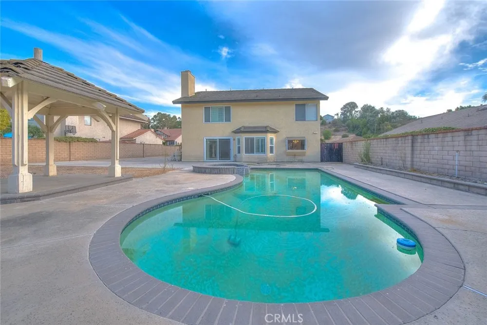 20739 E Walnut Canyon Walnut, CA 91789