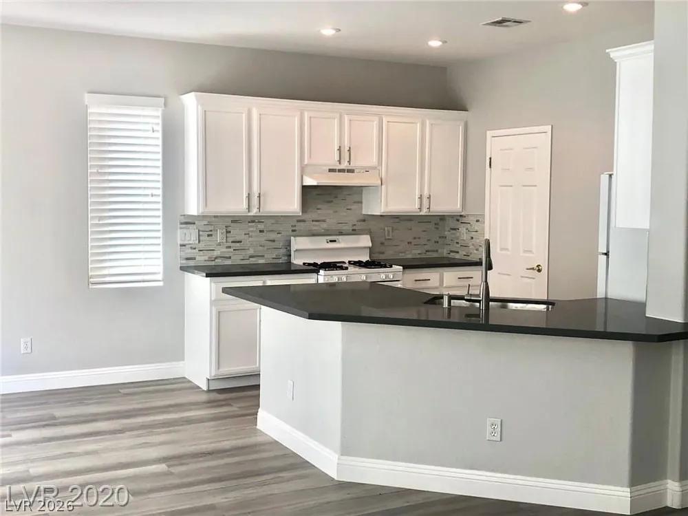 9769 Wailings Avenue Las Vegas, NV 89148