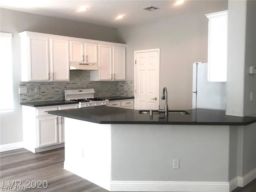 9769 Wailings Avenue Las Vegas, NV 89148
