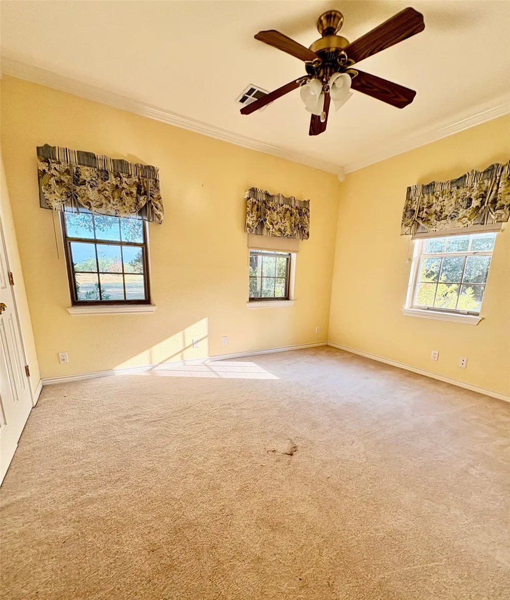205 Woodside Court Corsicana, TX 75109
