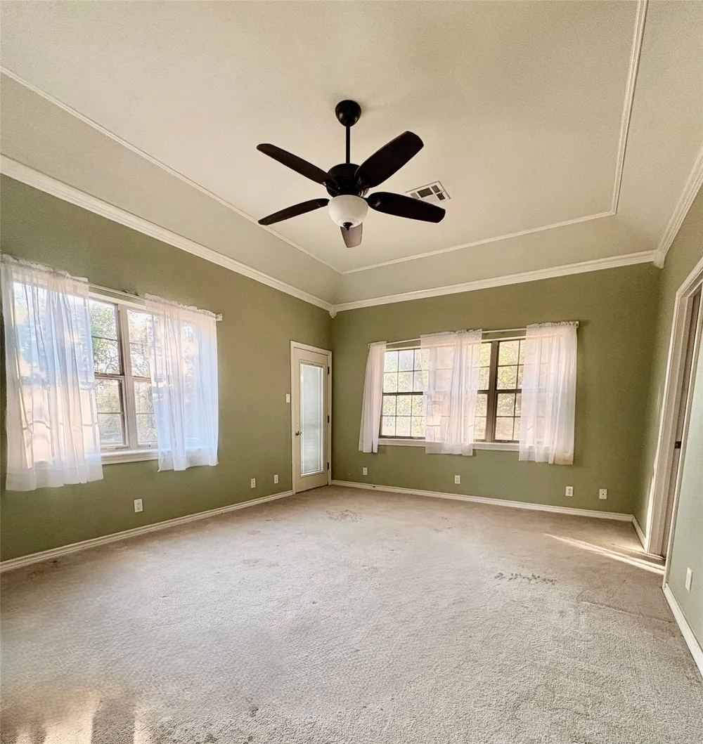 205 Woodside Court Corsicana, TX 75109