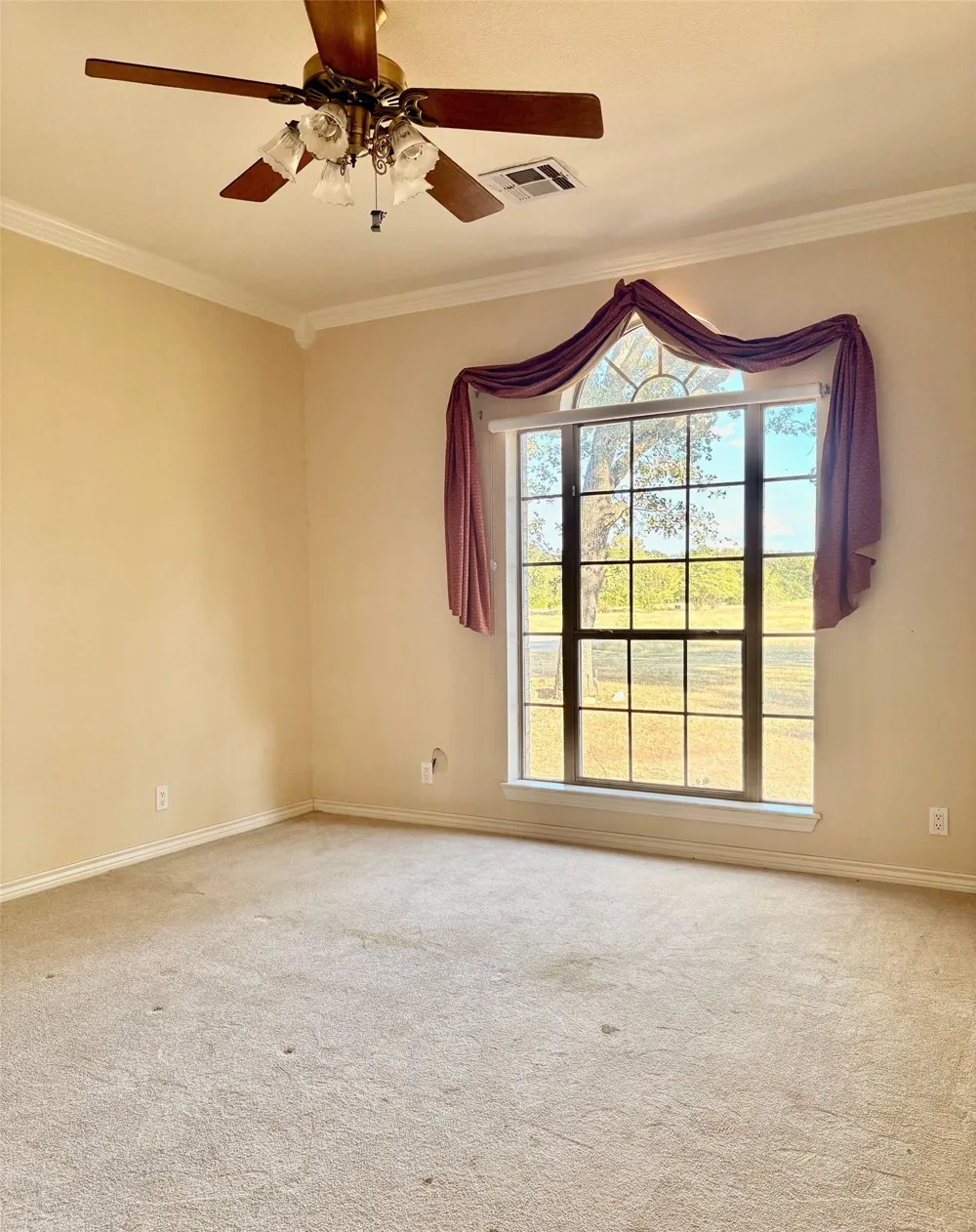 205 Woodside Court Corsicana, TX 75109