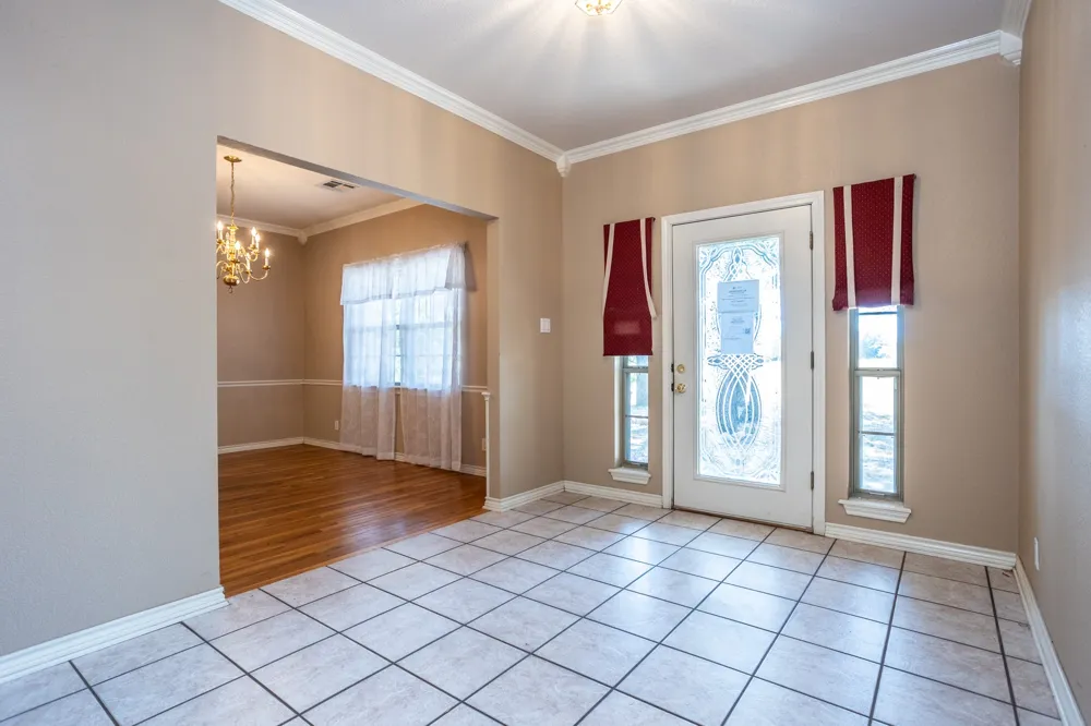205 Woodside Court Corsicana, TX 75109