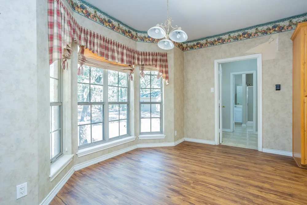 205 Woodside Court Corsicana, TX 75109