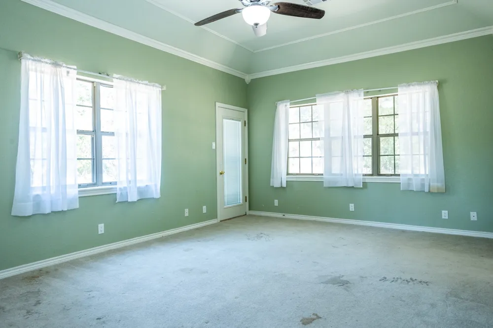 205 Woodside Court Corsicana, TX 75109
