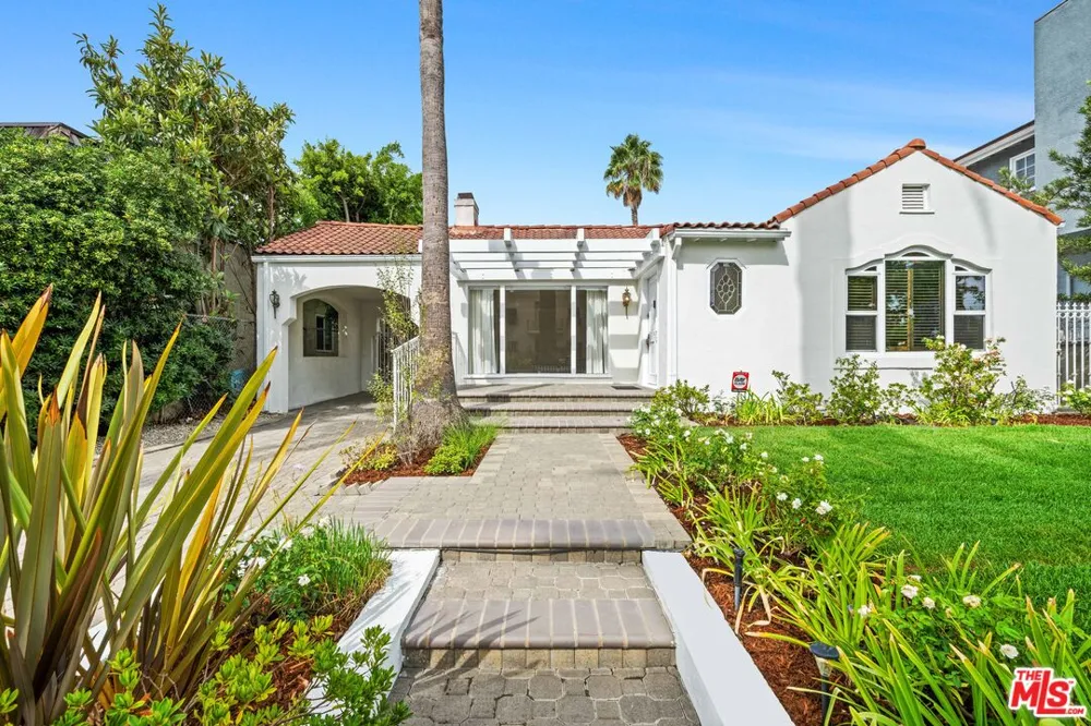 225 S Palm Drive Beverly Hills, CA 90212