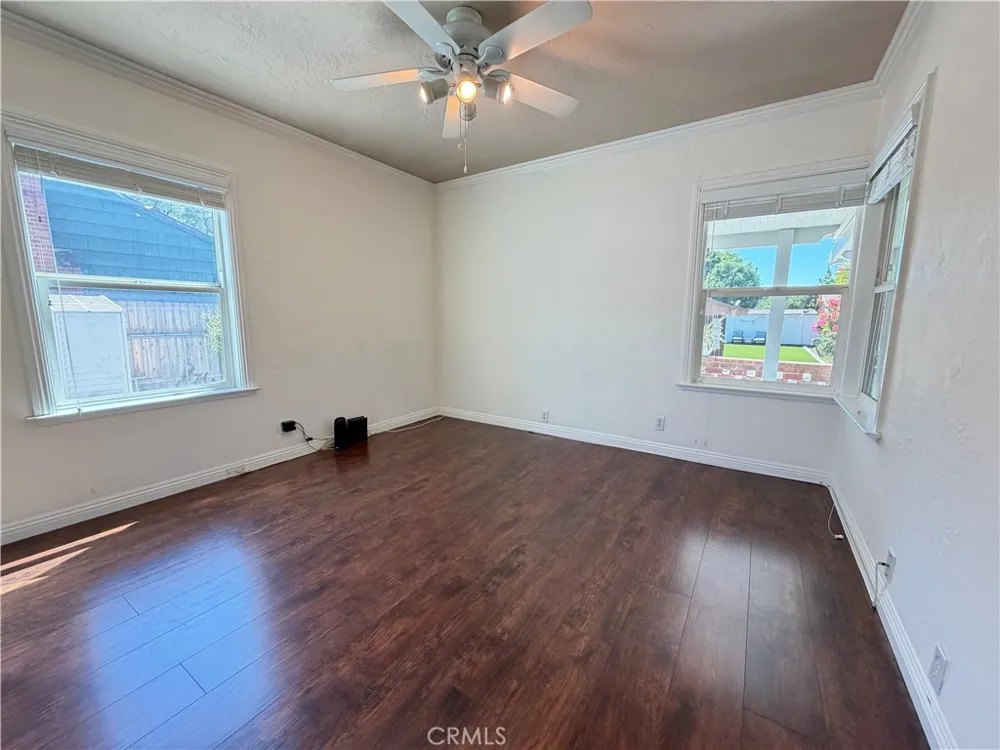6033 Brockton Riverside, CA 92506