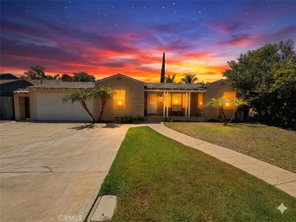 6033 Brockton Riverside, CA 92506