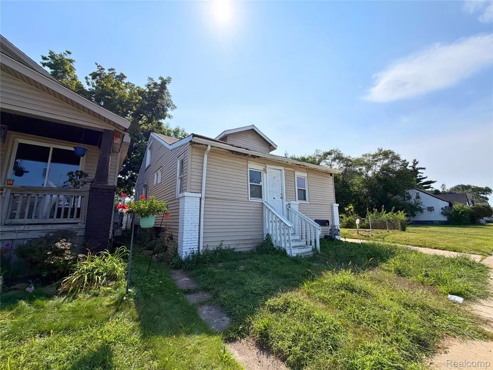 13 Ridge Street Ecorse City, MI 48229