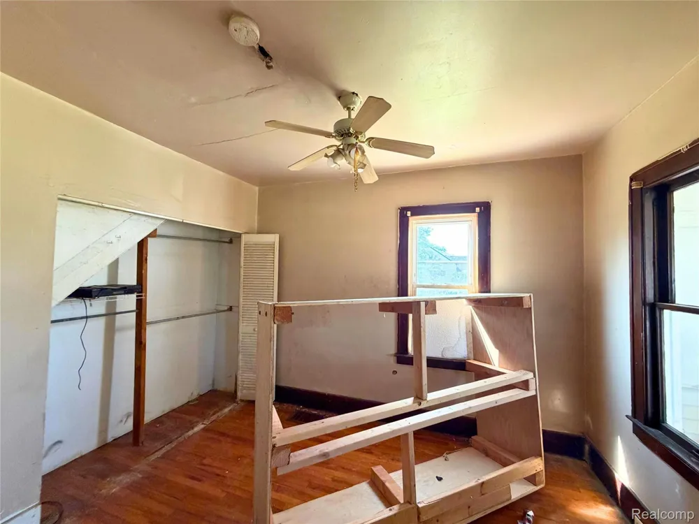 13 Ridge Street Ecorse City, MI 48229