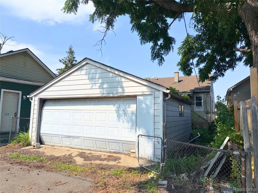 13 Ridge Street Ecorse City, MI 48229