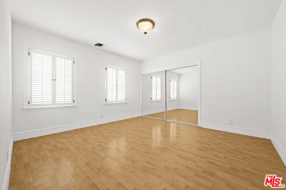 225 S Palm Drive Beverly Hills, CA 90212