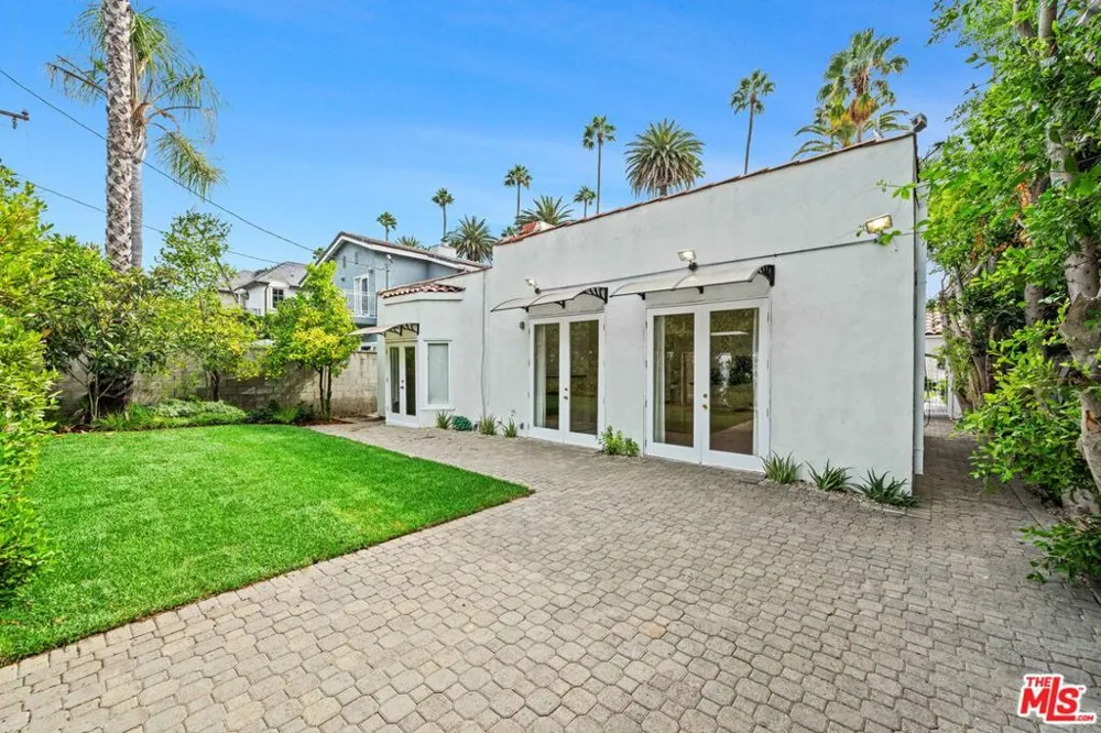225 S Palm Drive Beverly Hills, CA 90212