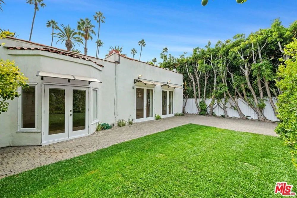 225 S Palm Drive Beverly Hills, CA 90212