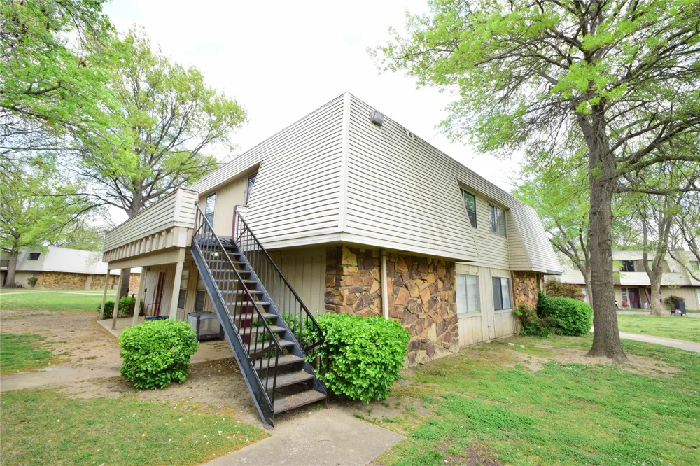 6601 S Zunis Avenue #2302 Tulsa, OK 74136