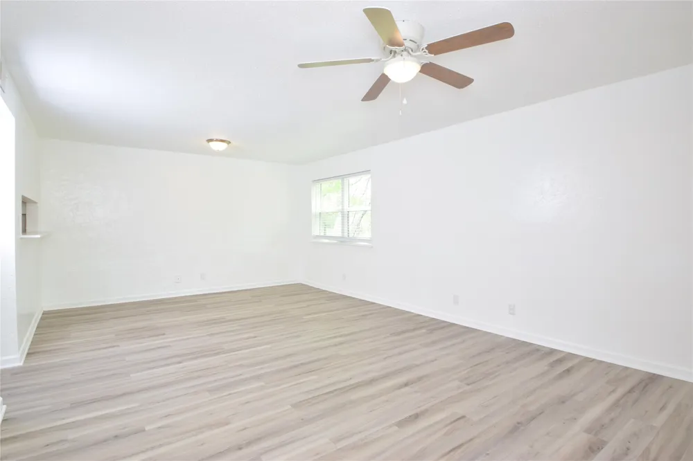 6601 S Zunis Avenue #2302 Tulsa, OK 74136