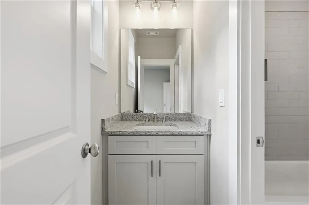 157 Maney Drive Statham, GA 30666