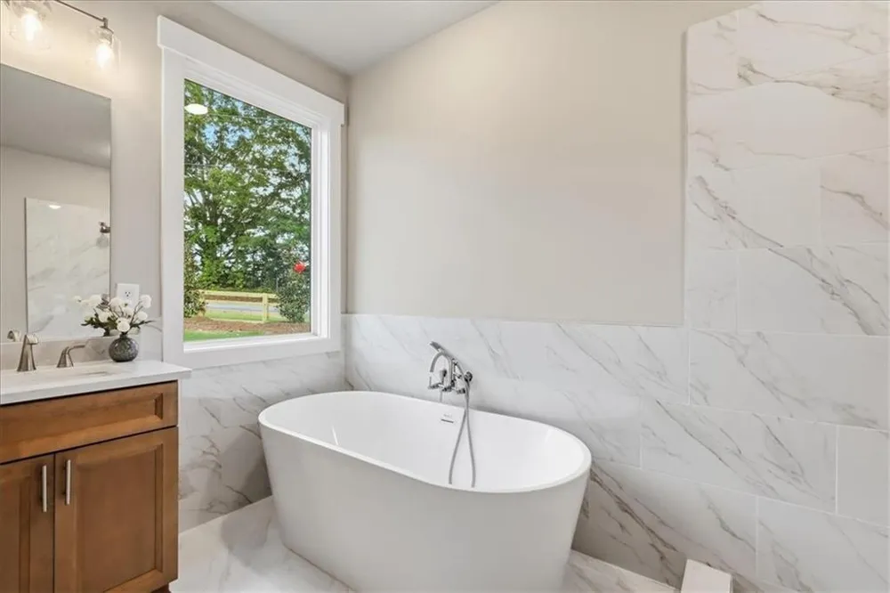 157 Maney Drive Statham, GA 30666