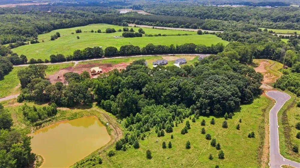 157 Maney Drive Statham, GA 30666