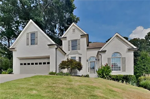 1025 Russell Point