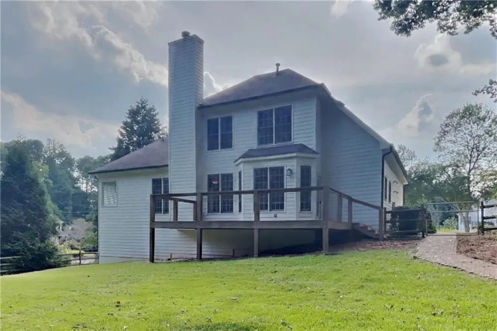 1025 Russell Point Suwanee, GA 30024