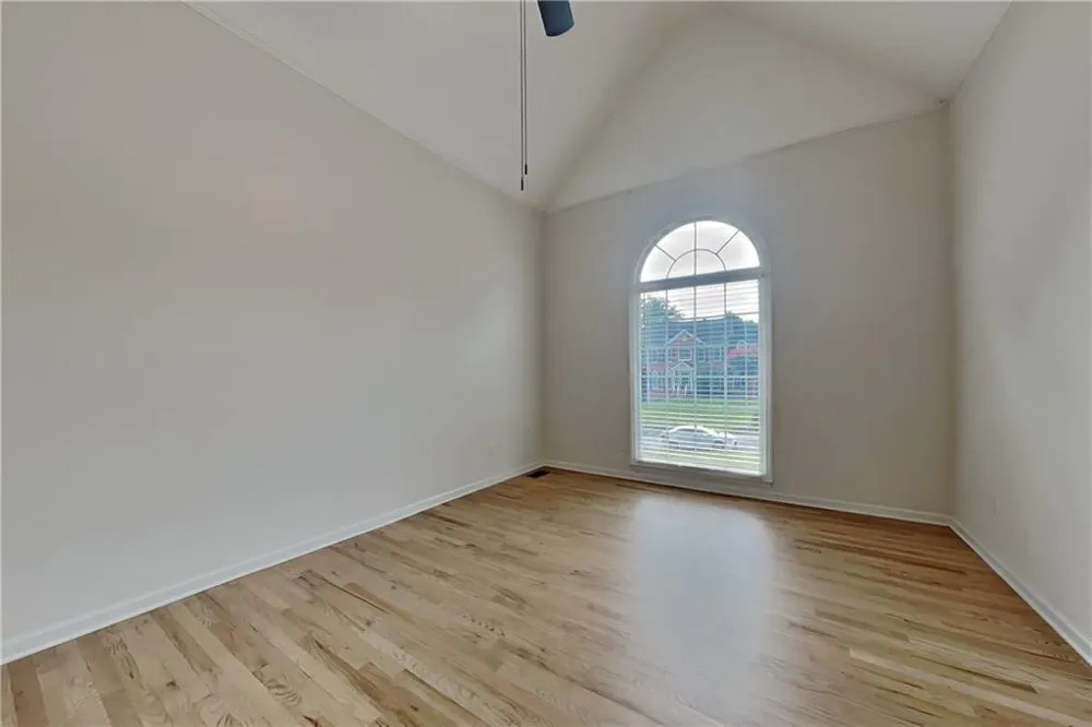 1025 Russell Point Suwanee, GA 30024