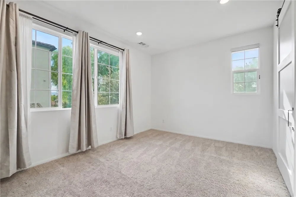 15967 W Preserve Loop Chino, CA 91708