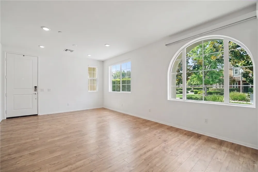 15967 W Preserve Loop Chino, CA 91708