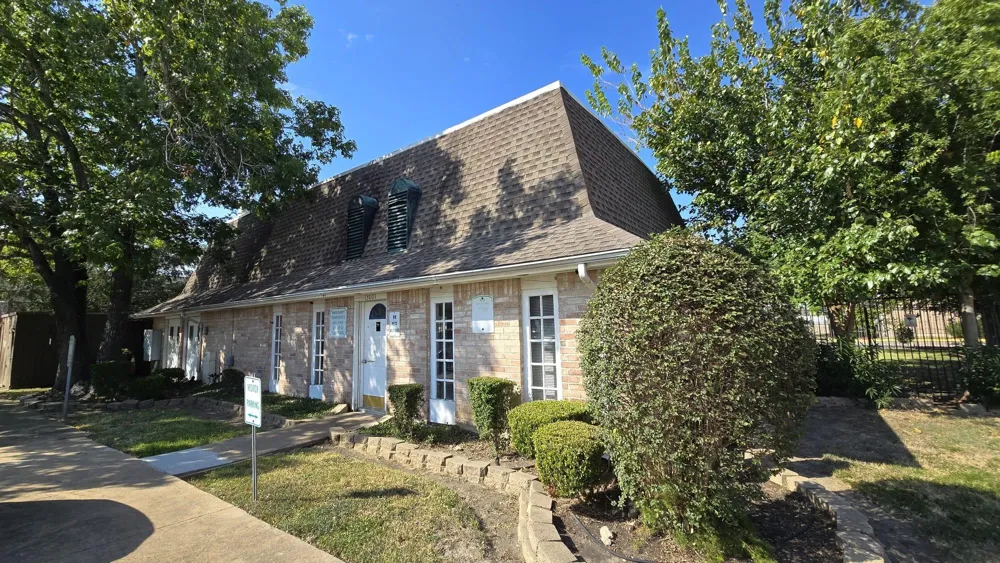 11807 Algonquin Drive Houston, TX 77089