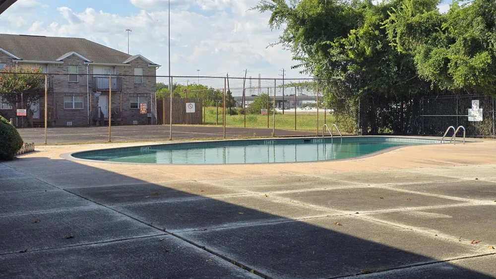 11807 Algonquin Drive Houston, TX 77089