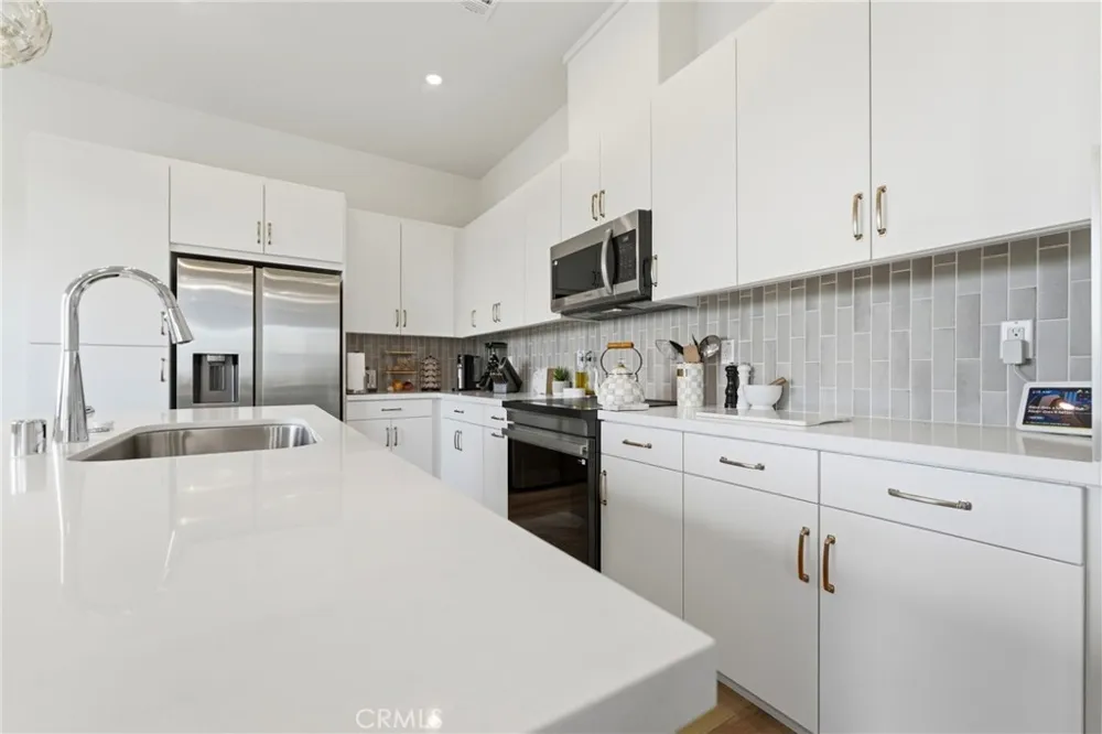 3247 E. Moonstone Drive Ontario, CA 91761
